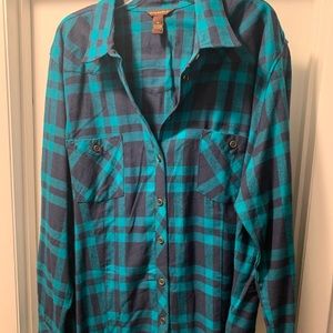 Long Sleeve Collared Shirt